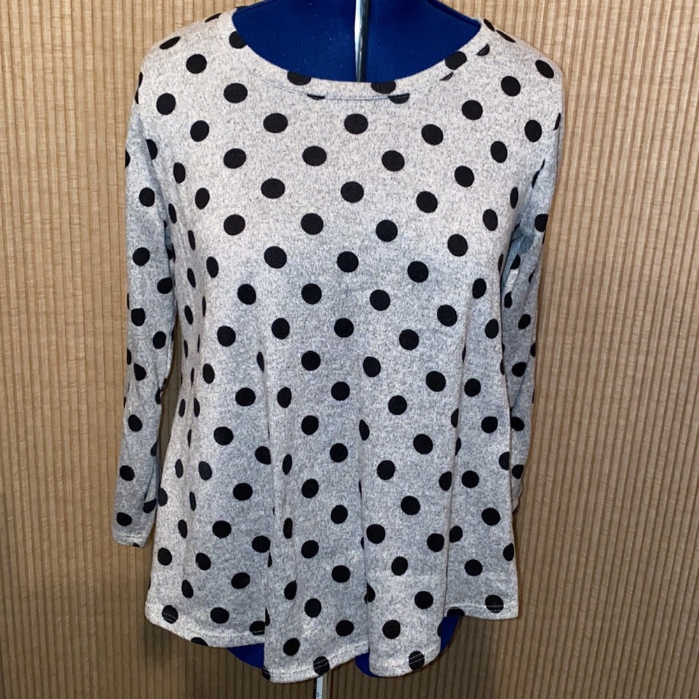 Women’s Green Envelope brand polka dot shirt, Size 1X